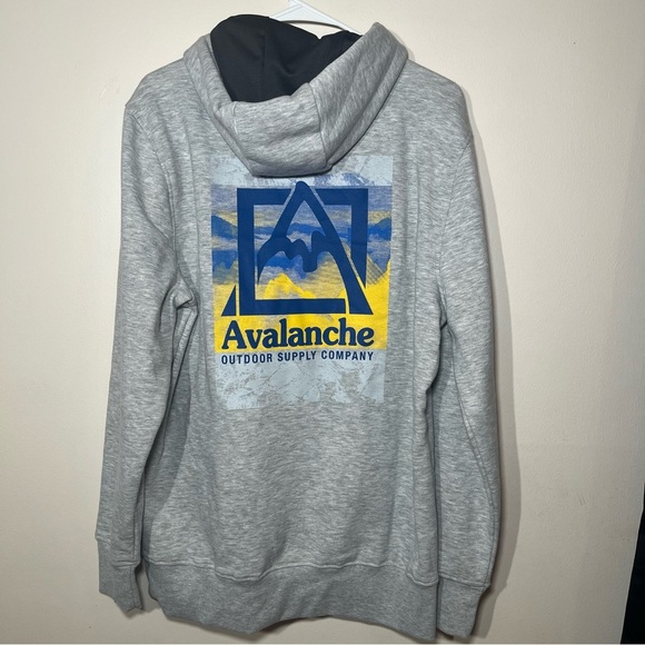 Avalanche Outdoor supply company Gray Hoodie medium - Picture 4 of 11